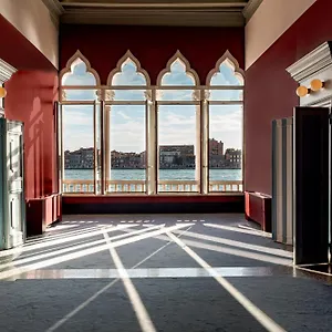 Il Palazzo Experimental Venetië