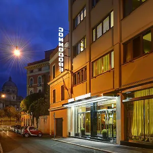 Commodore Hotel